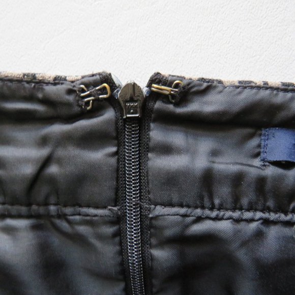 GAP Women’s Black Gray Cotton Lining Mini Skirt Size 4 - Picture 10 of 10